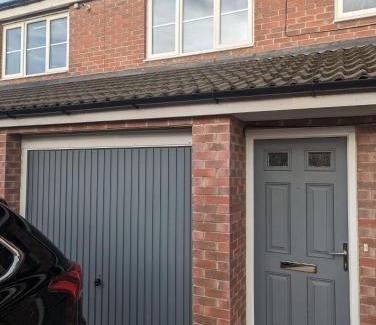 Doncaster Apartment | Unwind with Family-Friendly Stays in Doncaster