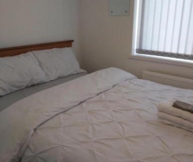 Birmingham House | Inviting Fresher Space Home Stay with 8/10 Guest Rating