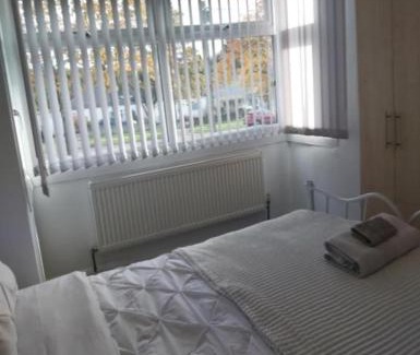 Birmingham House | Inviting Fresher Space Home Stay with 8/10 Guest Rating