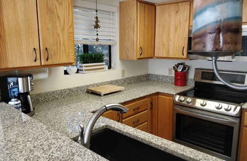 Oak Creek House | Renovated Oasis with Golf, Pool & Hot Tub Near Bell Rock