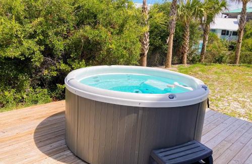 Cape San Blas House | Experience Freshly Squeezed Comfort at Our 4-Star Retreat