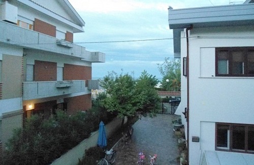 Pineto Apartment | Inviting Sea View Retreat: Pet Friendly & Spa Amenities