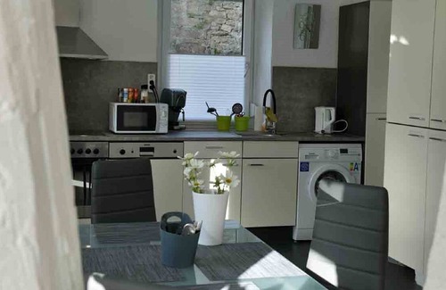 Mellrichstadt Apartment | Cozy Two-Bedroom Apartment with Lake View and Spa