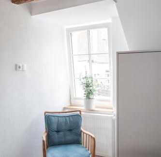 Wachenheim an der Weinstrasse Apartment | Pet-Friendly FREYZEIT Häuschen with Ocean Views in Wachenheim