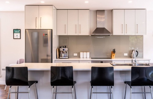 Coles Bay House | Serene Escape at Freycinet Haven - Family-Friendly Retreat