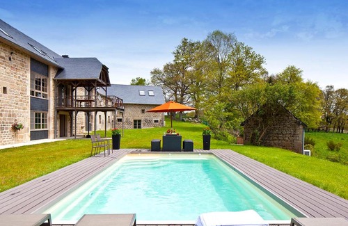 Peyrelevade Apartment | Relax at Freyssanges: Family-Friendly with Pool & Hot Tub