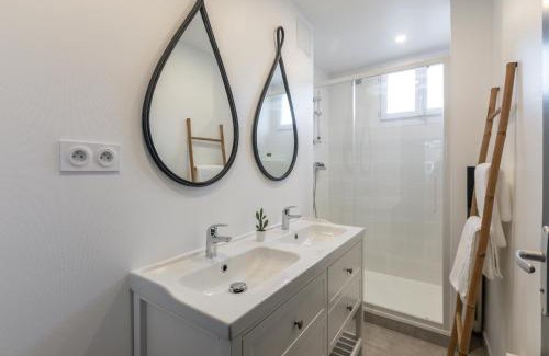 Amidonniers - Caffarelli Apartment | Family-Friendly Frida with 2 Bedrooms and a Balcony