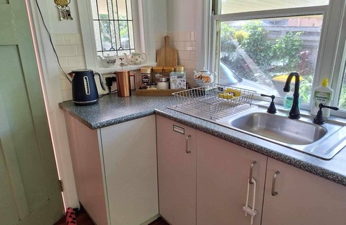 Black Head House | Pet-Friendly Frida's by the Sea Beach House - Rated 10/10