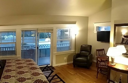 Friday Harbor Bed & Breakfast | Discover the Comfort of Friday Harbor Grand B&B