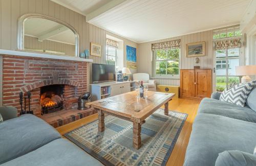 Salthouse House | Family-Friendly Retreat at Fridays Barn - Book Your Stay!