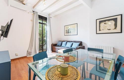 El Camp de l'Arpa del Clot Apartment | Contemporary Apartment in Clot - Pet & Child Friendly Retreat