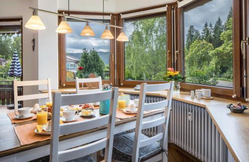 Titisee-Neustadt Apartment | Family-Friendly Friedolin: Guest Rated 9.5/10 for Comfort