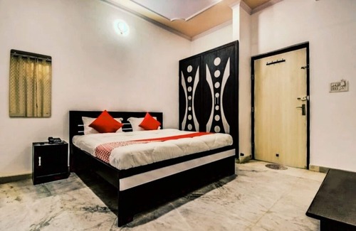 Amer Fort Road Bed & Breakfast | Experience Heritage Jaipur at Friend's Home #01 with Pool