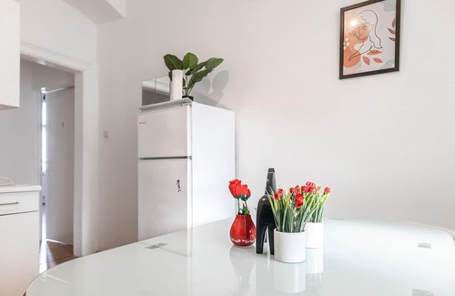 Neulerchenfeld Apartment | Budget-Friendly 3BR Shared Apartment Near Wiener Stadthalle