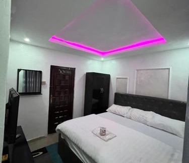 Loburo Apartment | Cozy Family-Friendly Apartment for Your Next Getaway