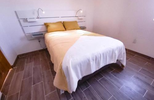 El Dorado Ranch House | Cozy Home Studio Veleta: Pet-Friendly with Free WiFi