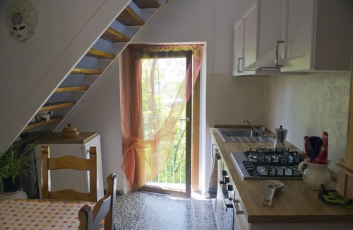 Peccioli Apartment | Quiet Rustic Apartment Near Woods - Guest Rated 9.8