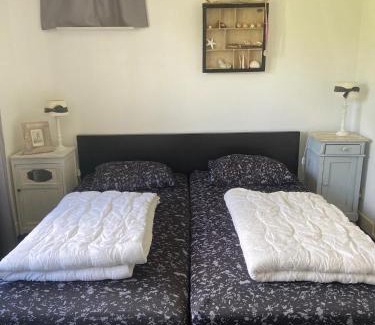 Makkum House | Oceanfront Retreat at Friesche Zusje, Pet-Friendly Comfort