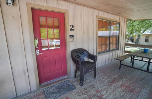 Sabinal Cabin | Convenient Retreat at Frio Country Resort Near the River