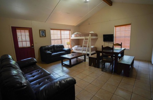 Sabinal Cabin | Convenient Retreat at Frio Country Resort Near the River