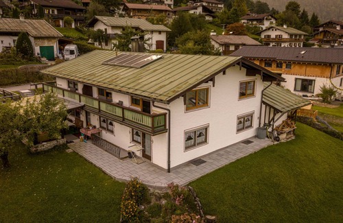 Marktschellenberg Apartment | Recently Renovated Kaiser Karl Apartment with Pool & Spa