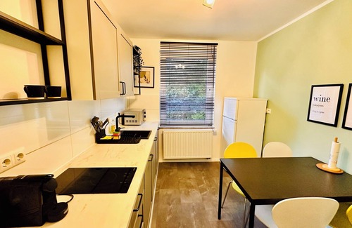 Woltmershausen Apartment | Modern 2-Room Apartment with Family-Friendly Amenities