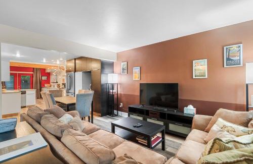 Frisco House | Inviting Frisco 8 Townhomes #4 with Hot Tub & Family Amenities