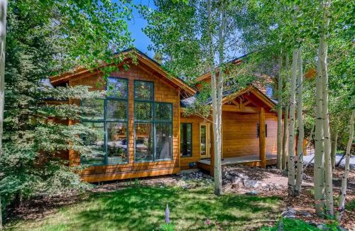 The Reserve House | Cozy Frisco Cedar Cabin with Hot Tub for Family Getaways