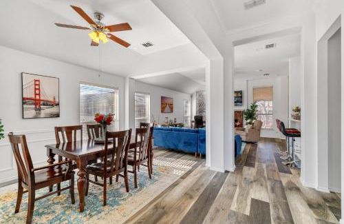 Frisco House | Pet-Friendly Frisco Escape Oasis with Spa & Hot Tub
