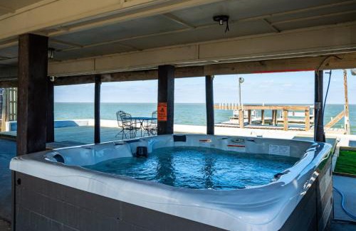 Rockport House | Family-Friendly Frisco Flats with Hot Tub Access