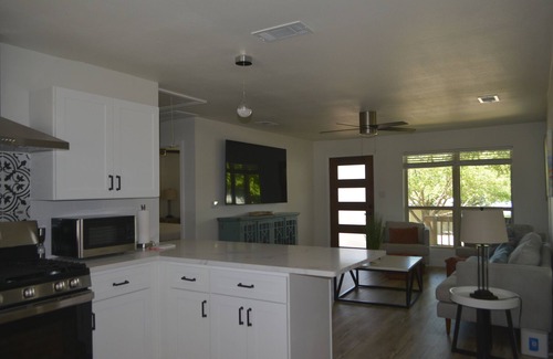 Frisco House | Lakeview Retreat in Frisco, TX - Direct Access & Amenities