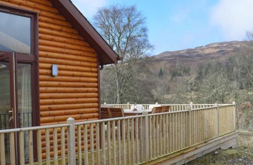 Foss House | Pet-Friendly Frith View: 4-Star Stay with Top Reviews