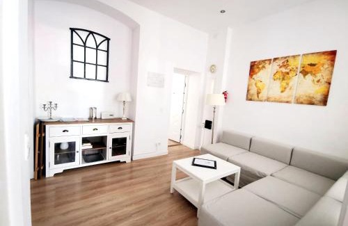Schoeneberg Apartment | Discover Family-Friendly Comfort at Apartment Fritz