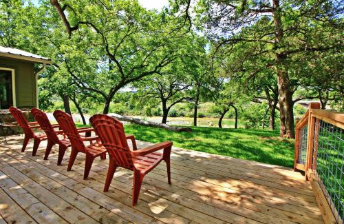 Wimberley House | Child-Friendly Frog Cottage on the Blanco - Guest Rated 9.8