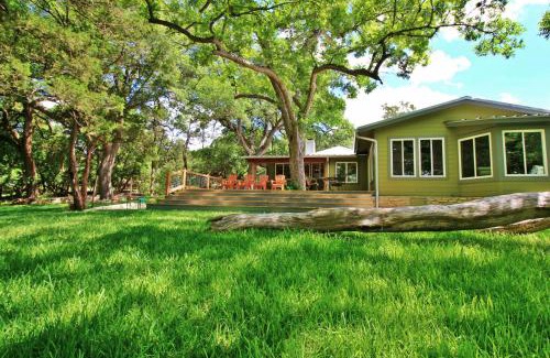 Wimberley House | Child-Friendly Frog Cottage on the Blanco - Guest Rated 9.8