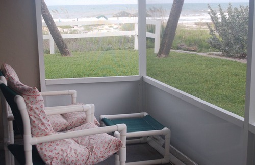 Crescent Beach Condo | FROM $483/Wk,BEST PRICE OCEANFRONT, 10 steps to quite beach,