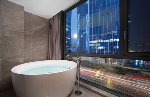 Tianhe Center Hotel | Top-Rated From.K Hotel Guangzhou with Family-Friendly Amenities