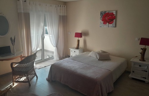 Cantanhede House | Experience the Serenity: From Countryside to Ocean Retreat