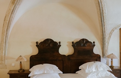 Sighisoara Hotel | Experience Fronius Residence: 5-Star Stay with Breakfast