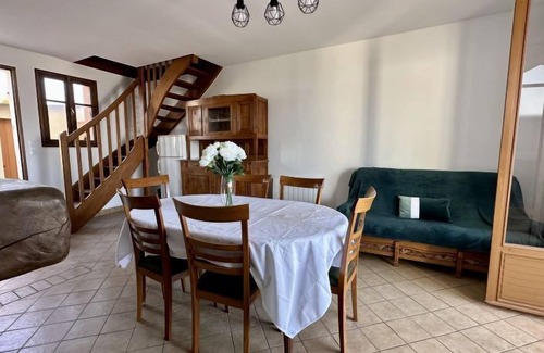 Tharon-Plage House | Pet-Friendly Oceanfront Retreat at Maison Front de Mer