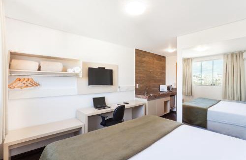 Padre Eustaquio Hotel | Pet-Friendly Front Hotel Expominas with Great Amenities