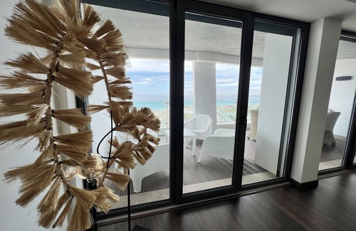 Costa de Caparica Apartment | Front Line, Sea View, luxury Penthouse in Caparica