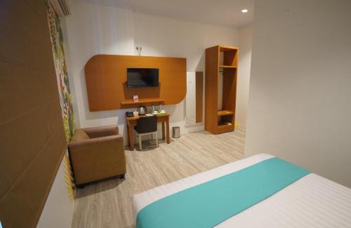 Kotaraja Hotel | Comfortable Stay at Front One Green Boutique Hotel Abepura