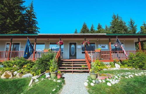 Haines House | Pet-Friendly Retreat at Lynnview Lodge - Rated 8.5/10