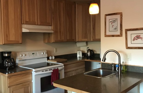 Seward House | Front Row Bed and Breakfast: Rated 9.6, Spa & Restaurant Included