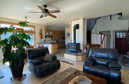 Seward House | Front Row Bed and Breakfast: Rated 9.6, Spa & Restaurant Included