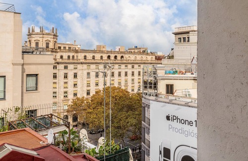 Eixample Apartment | Unforgettable Views at the Barcelona Show Hotel