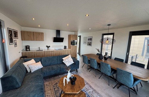 Enkhuizen House | Front row - with fence - Premium BeachHouse Deck Eight