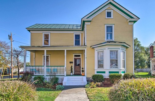 Front Royal House | Cozy Front Royal Retreat: Steps from National Park Fun!