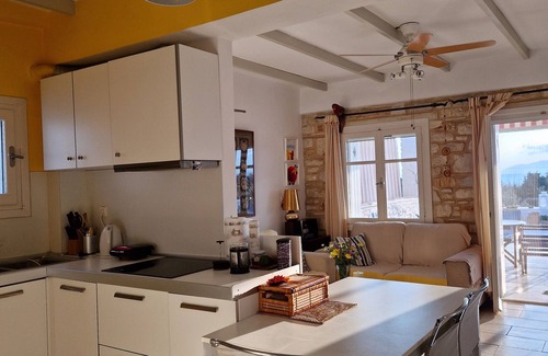 Ampelas House | Oceanfront Front Villa Ampela Thalassa Beach with Breakfast
